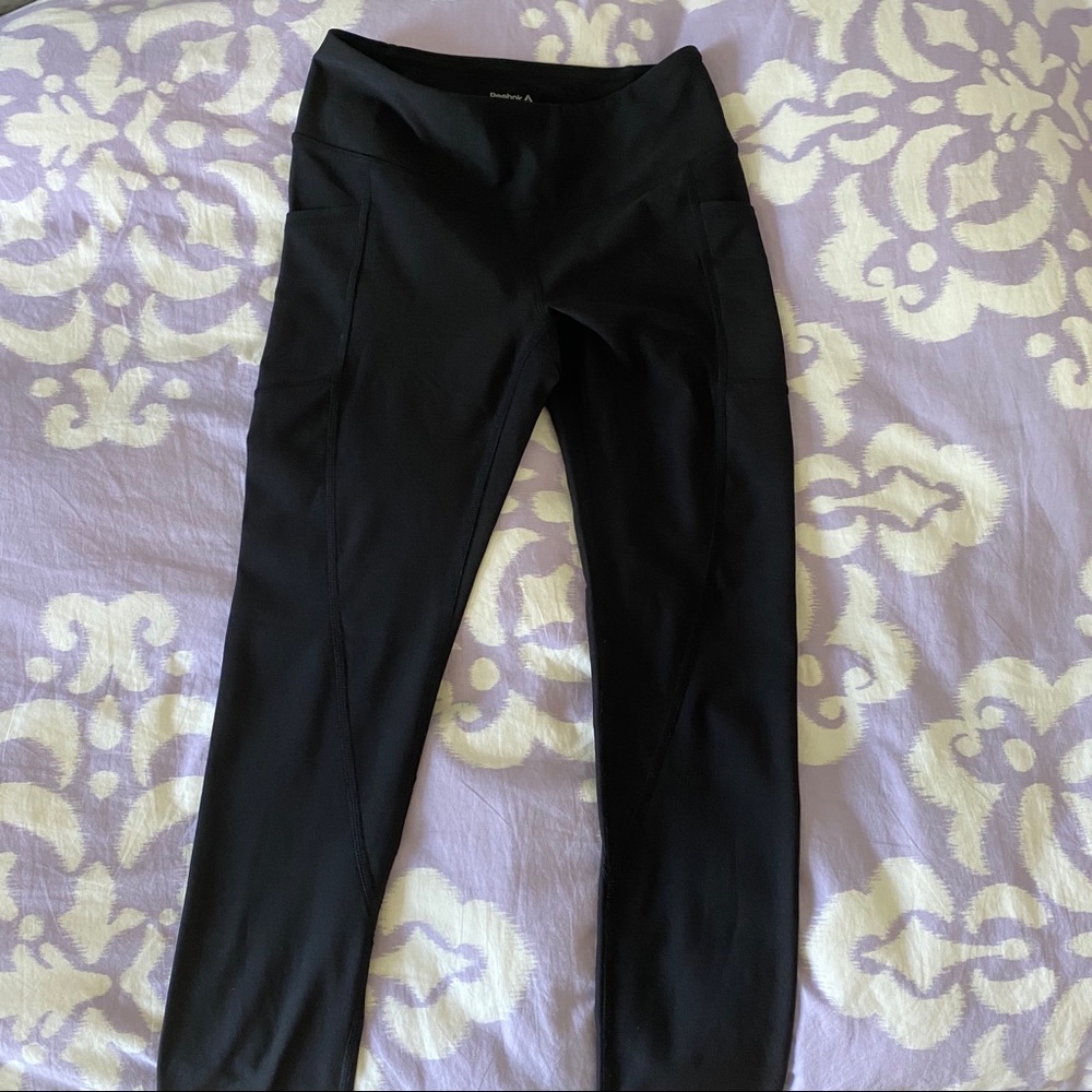NWOT reebok leggings